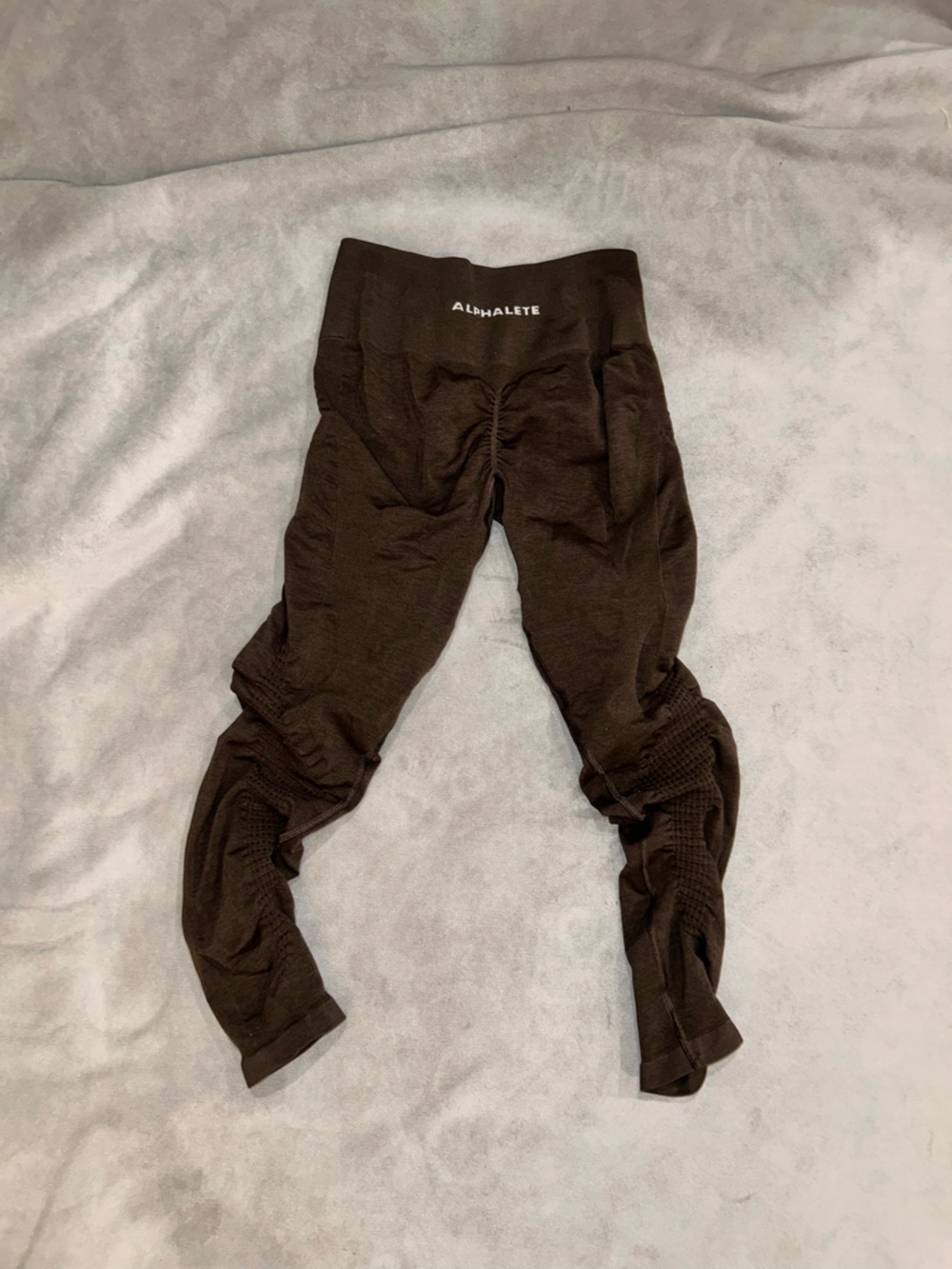 Brown alphalete amplify contour leggings, medium